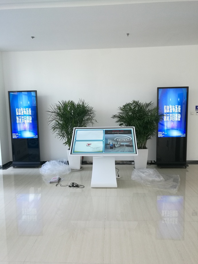 最新案例:越宇商显触摸一体机应用于某上市公司科技展厅